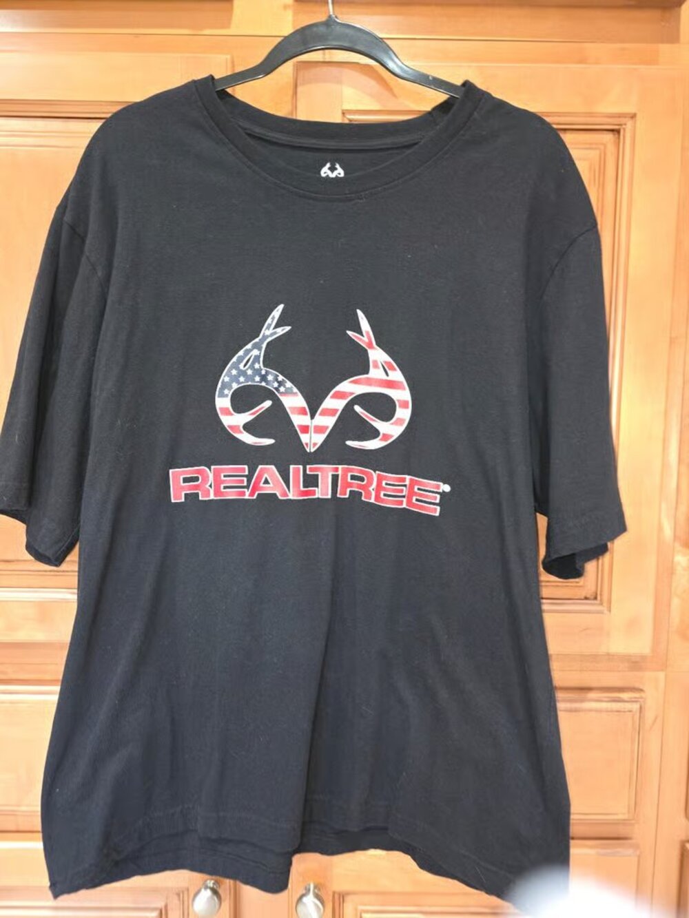 Realtree Black Short Sleeve Tee with American Flag Logo